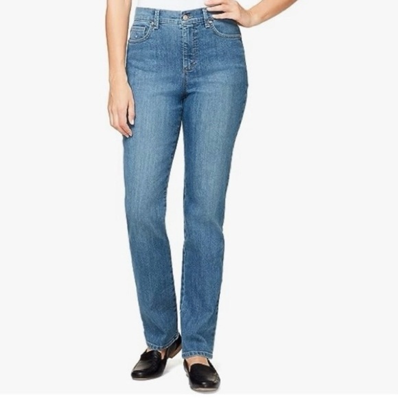 Gloria Vanderbilt women's plus size 18 light wash denim jean Amanda straight leg - Picture 1 of 9